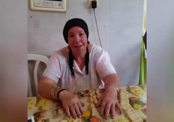 רחל הולכת לקניות בזכות ליקוריץ פלוס 123